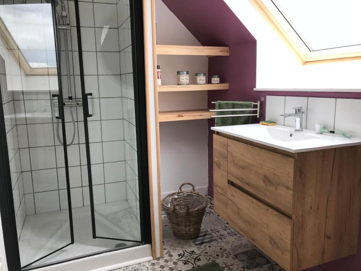Savigny-le-Vieux Le Jardin Des Fees B&B 외부 사진